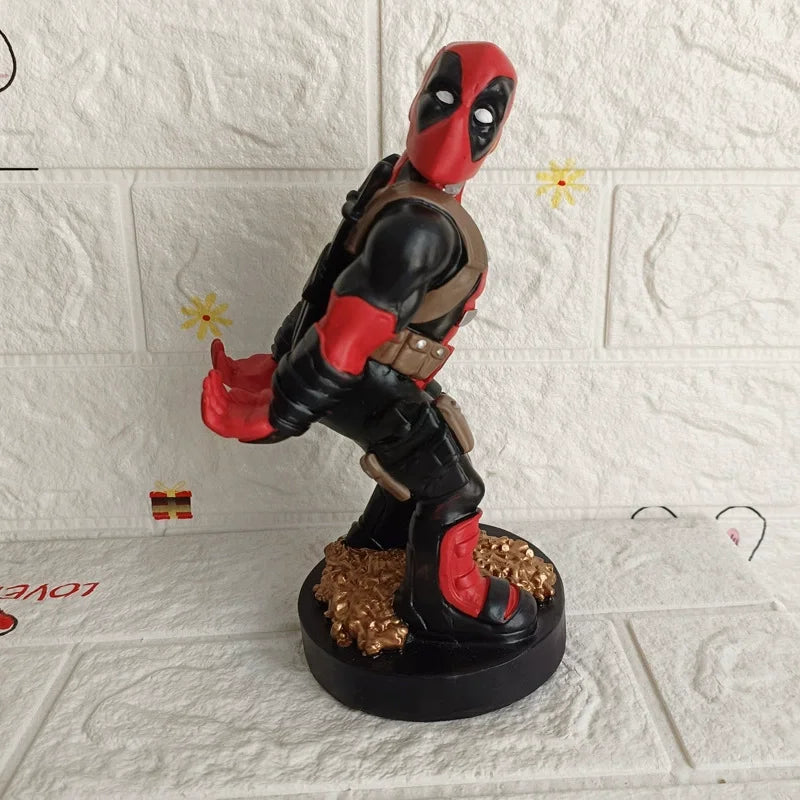 soporte para teléfono o mando de PlayStation inspirado en tus héroes favoritos como Groot, Iron Man, soldados imperiales, ¡entre muchos más!-MovilExpressShop